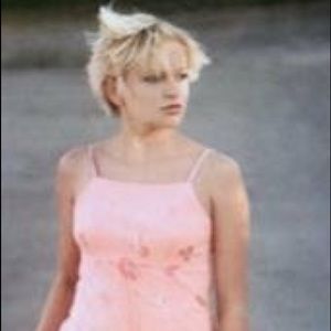 Meet your posher! 🌹